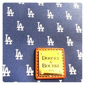 LA dodgers hobo Dooney